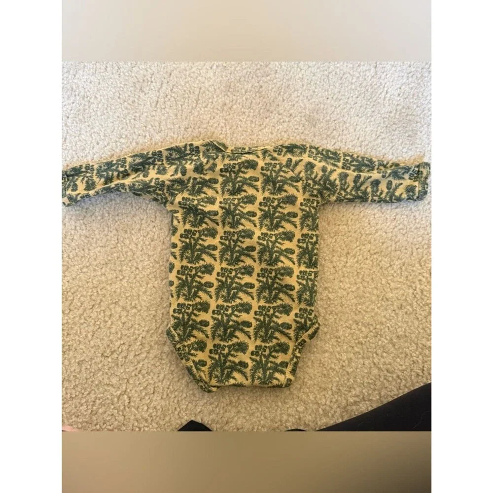 Kate Quinn Organic Cotton Long Sleeve Bodysuit – 3-6 Months
